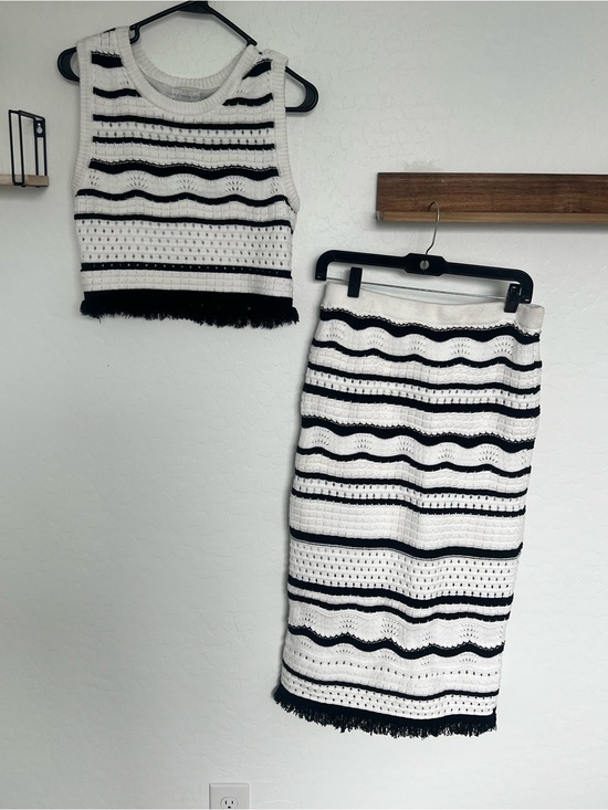 House of Harlow 1960 Dresses & Skirts - House of Harlow 1960 two piece sweater summer Knit Ensemble - size large